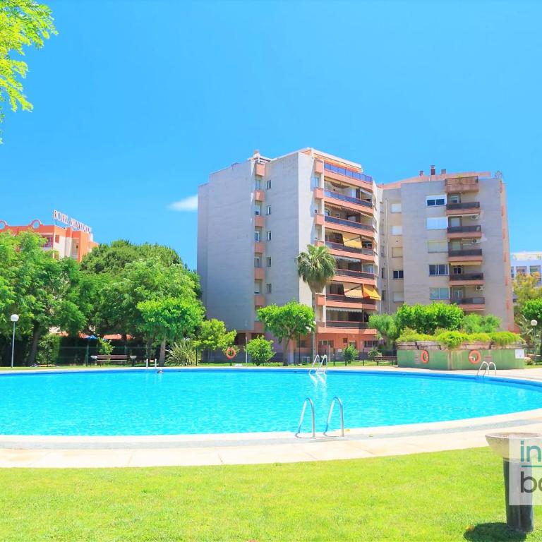 Rhin Salou, climatizado, piscina y cerca de la playa - Apartamento de 2 dormitorios - 25