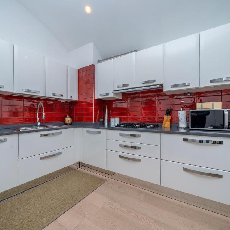 GuestHost - Attico del Gusto - Terrace & Private Parking - Appartamento con 1 Camera da Letto - 9