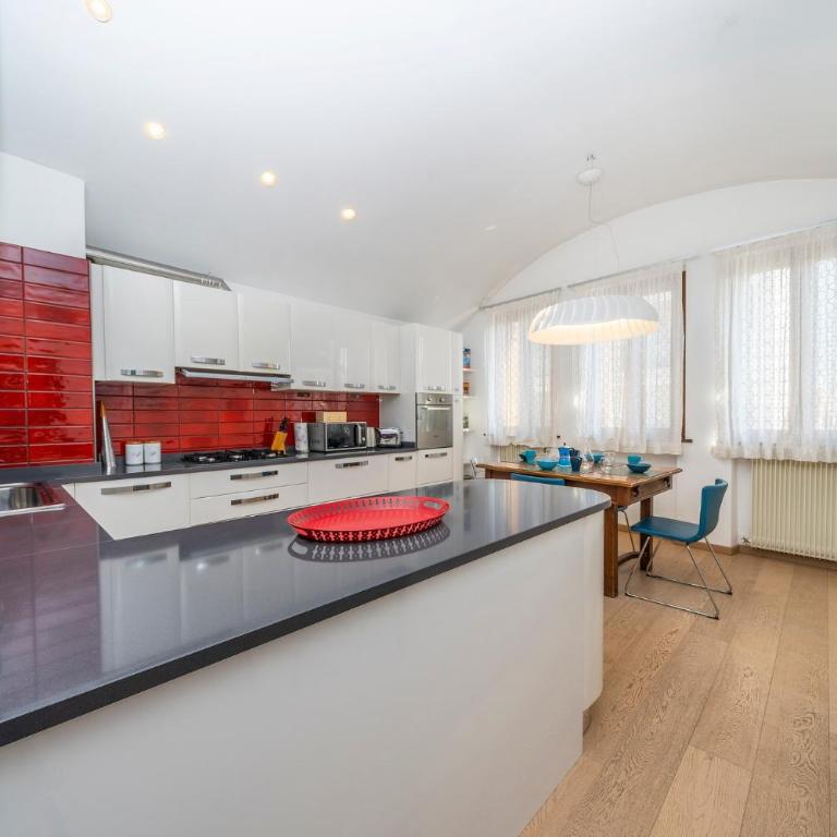 GuestHost - Attico del Gusto - Terrace & Private Parking - Appartamento con 1 Camera da Letto - 6