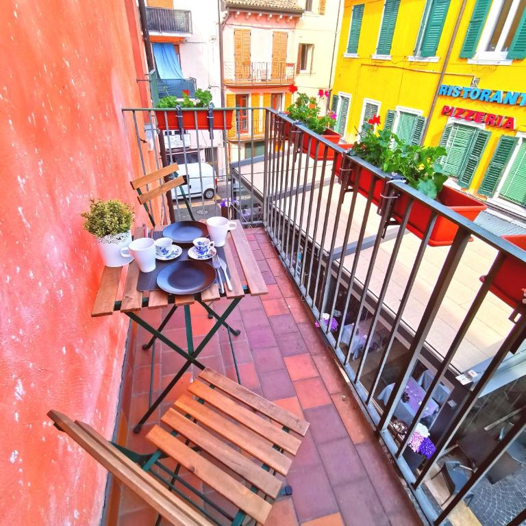 Old Town Apartment with Terrace - Live Love Lake - Appartamento con 2 Camere da Letto - 61