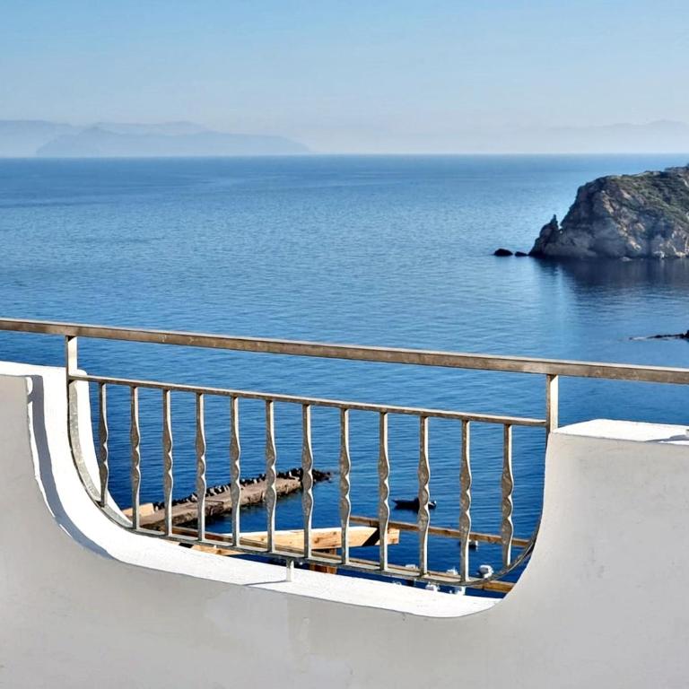 Maridea - La Terrazza - Appartamento con 3 Camere da Letto, Terrazza e Vista Mare - 3