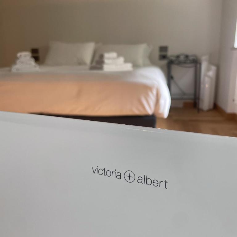 The Lion's Den BnB - Junior Suite Deluxe - 1