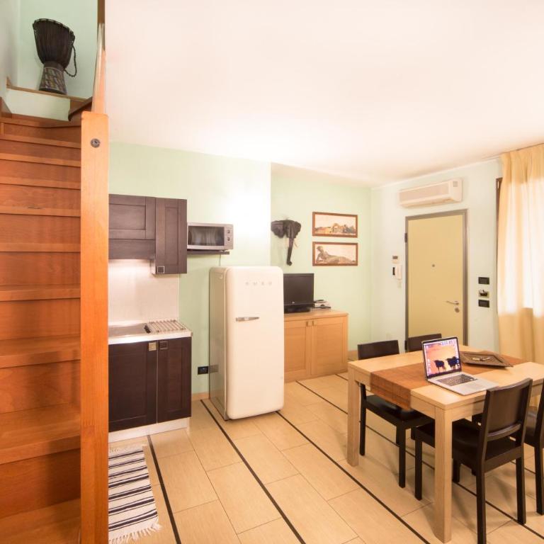 World Village Apartments - Apartment mit 1 Schlafzimmer und Balkon - auf 2 Ebenen - 5