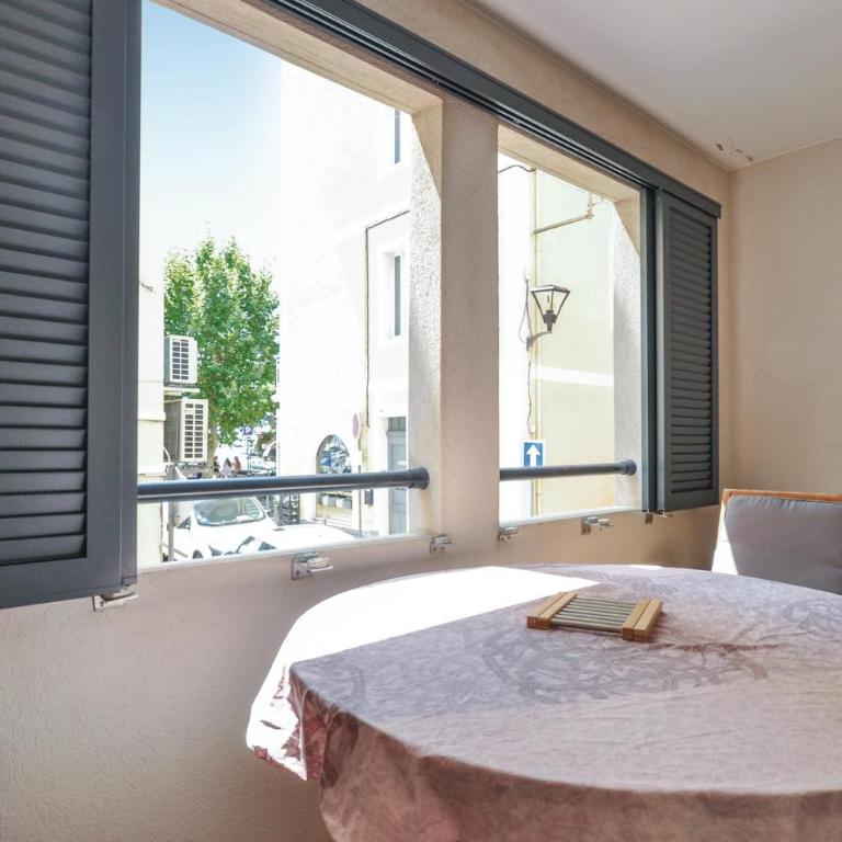 Awesome Apartment In Vallauris - Apartment - 11