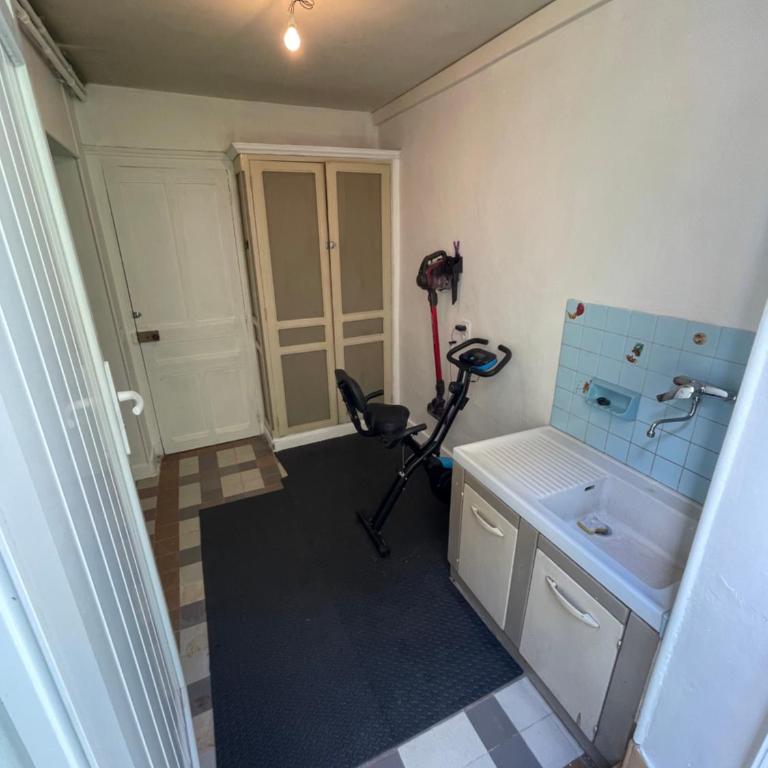 Studio 35m2 terrasse et jardin quartier calme au centre ville de Lourdes - Apartment mit 1 Schlafzimmer - 12