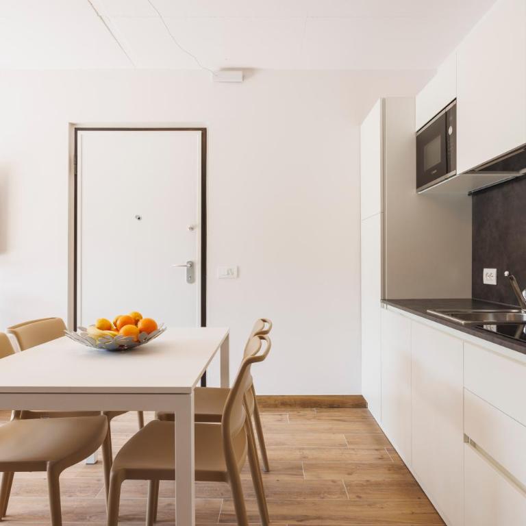 Lake Side Suites - Appartamento con 2 Camere da Letto - 6