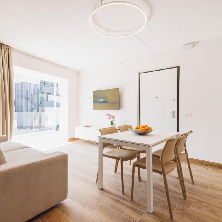 Lake Side Suites - Appartamento con 2 Camere da Letto - 4