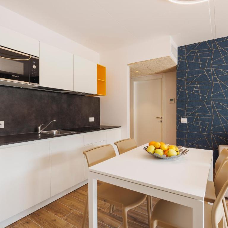 Lake Side Suites - Appartamento con 2 Camere da Letto - 7