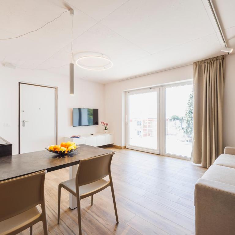 Lake Side Suites - Appartamento - Piano Terra - 2