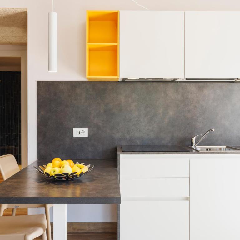 Lake Side Suites - Appartamento - Piano Terra - 1