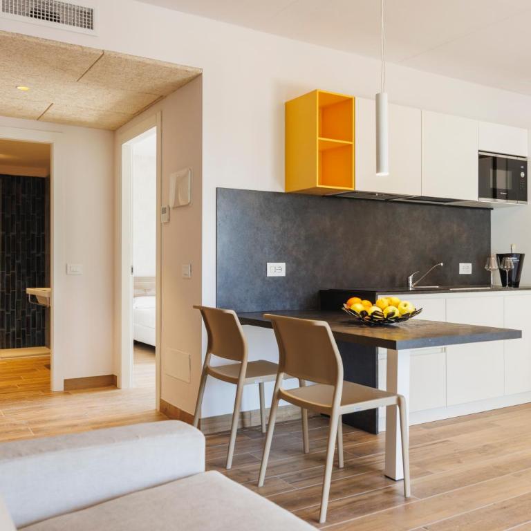 Lake Side Suites - Appartamento con Balcone - 12