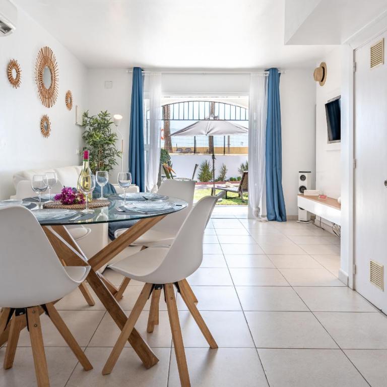 Dona Lola Macarena - Beautiful Frontline beach house between Fuengirola and Marbella - CS100 - Casa de 2 dormitorios - 21