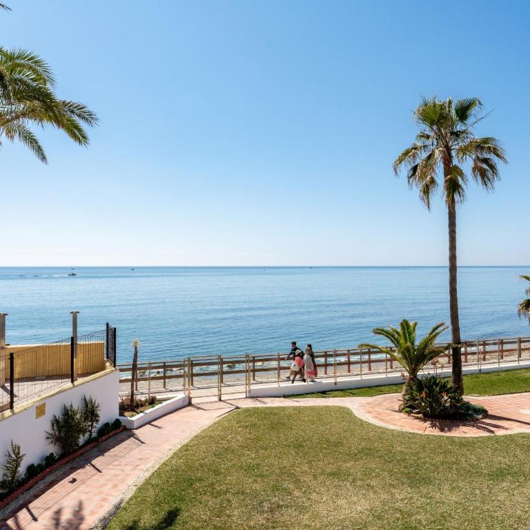 Dona Lola Macarena - Beautiful Frontline beach house between Fuengirola and Marbella - CS100 - Casa de 2 dormitorios - 4