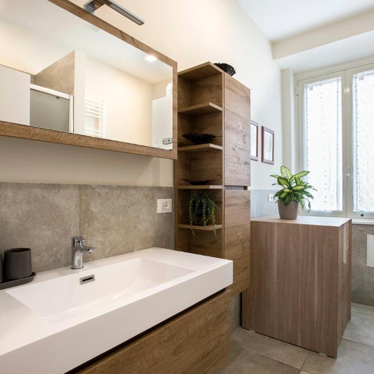 "Elegant 4BR Apartment in Historic Palazzo Vatican Steps" - Appartamento - 26