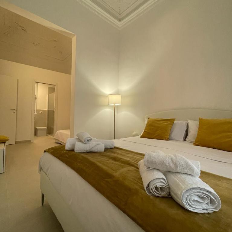 Cutelli Gold - Triple Room with Balcony - 2