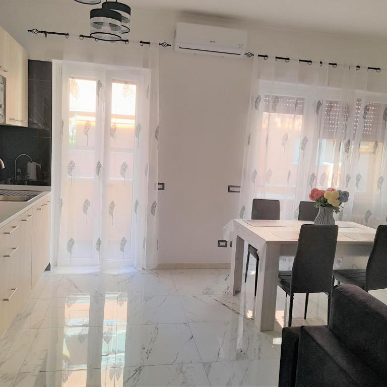 DREAM HOUSE - Appartamento con 1 Camera da Letto - 2