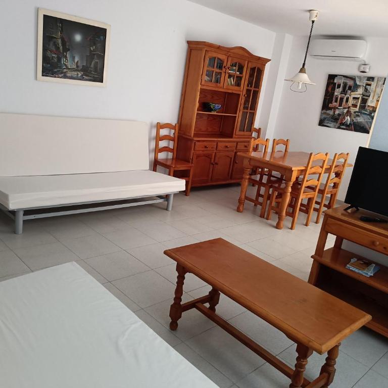 Apartamentos Mary - Apartamento de 2 dormitorios - 40