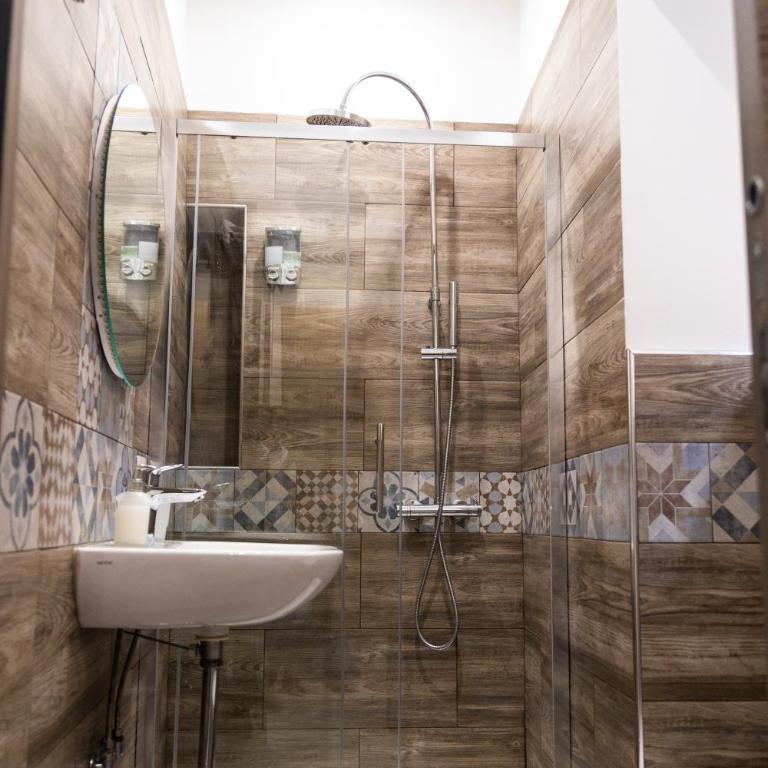Sant’Agostino Boutique Rooms - Camera Matrimoniale - 15