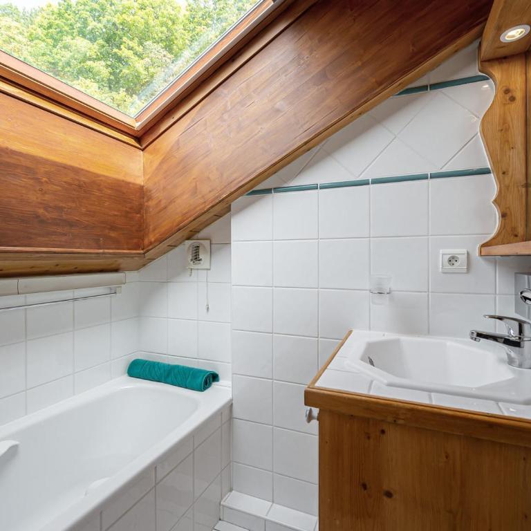 Duplex lumineux 8 pers, ski au pied, piscine & spa Méribel - FR-1-566-49 - Appartement (8 Adultes) - 9