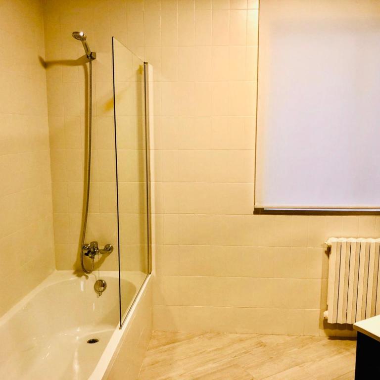 Family & Groups Space, Santiago Center - No Kitchen - Apartment - 12
