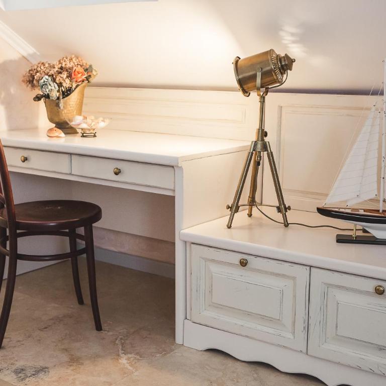 Palazzo Radomiri Heritage Boutique Hotel - Attic Suite - 5