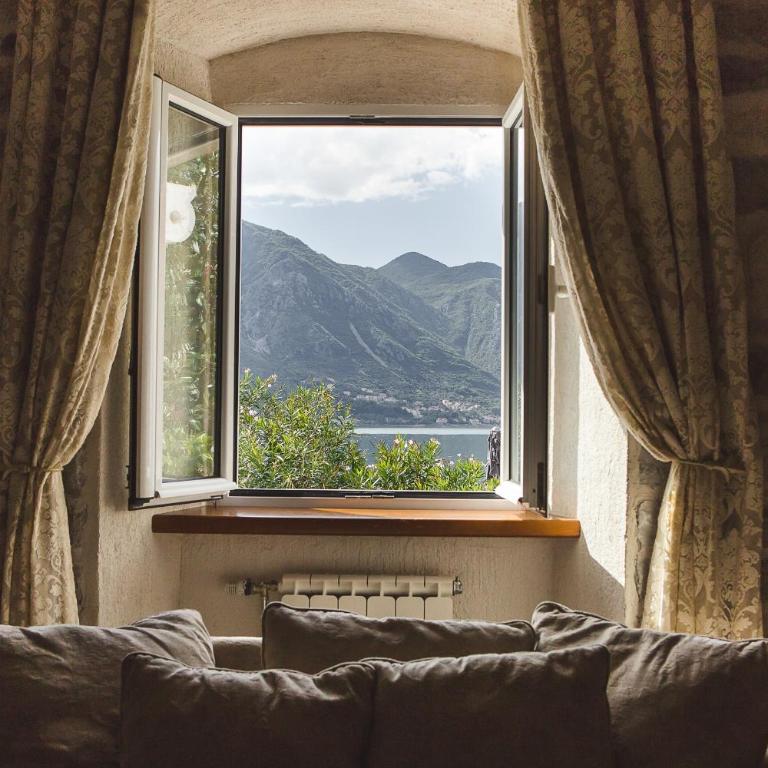 Palazzo Radomiri Heritage Boutique Hotel - Deluxe Suite - 12