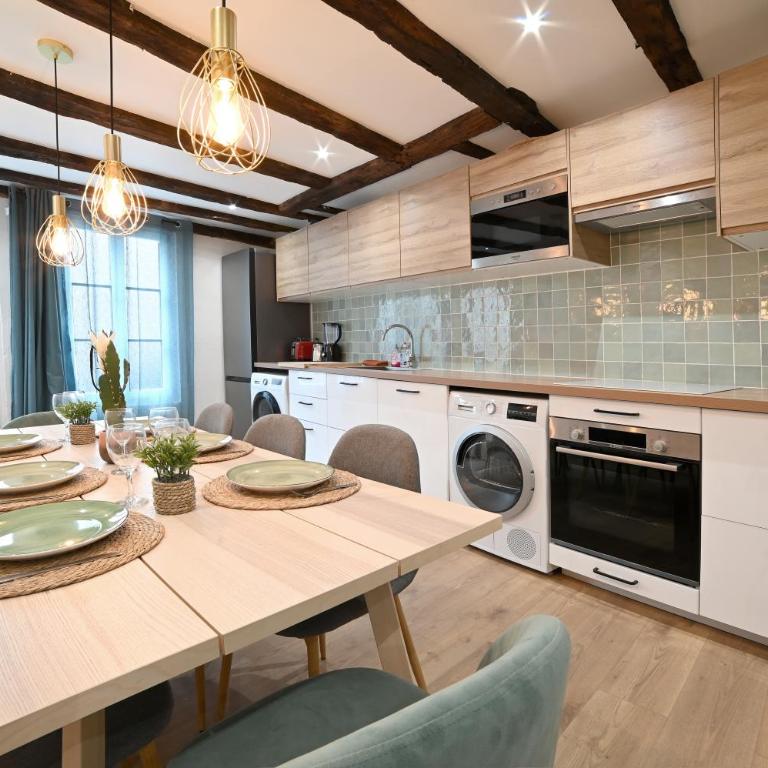 Maison avec spa dans l'hyper centre de Poitiers - Villa - 5