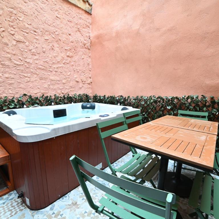 Maison avec spa dans l'hyper centre de Poitiers - Villa - 2