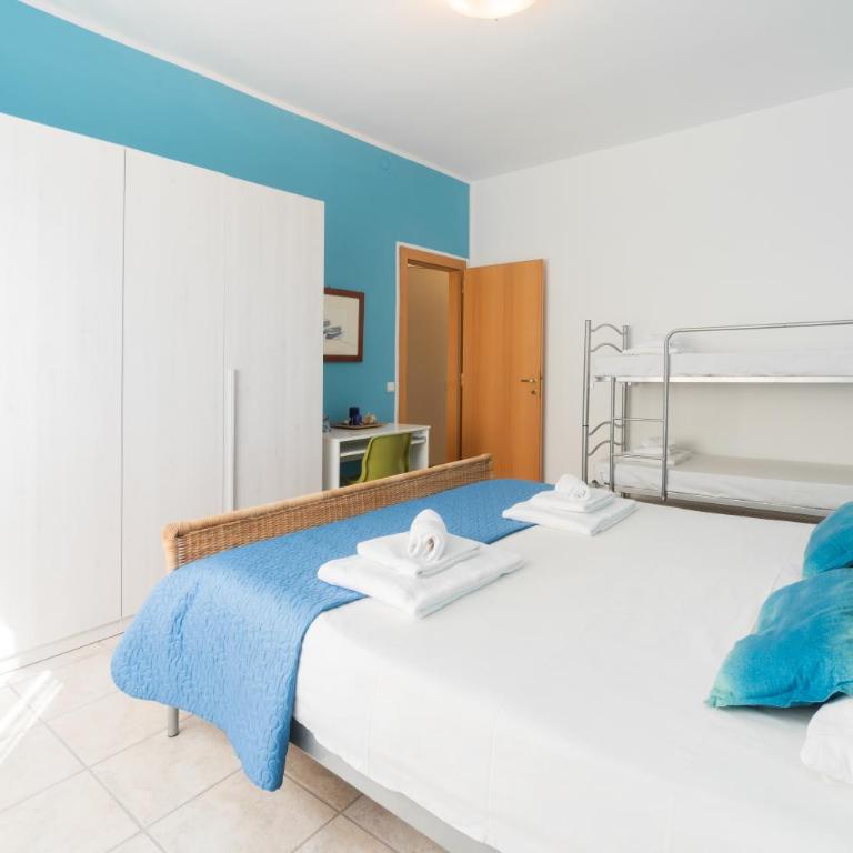 Viale della Repubblica free parking e Wifi 1 minute to Garda Lake - Two-Bedroom Apartment - 2