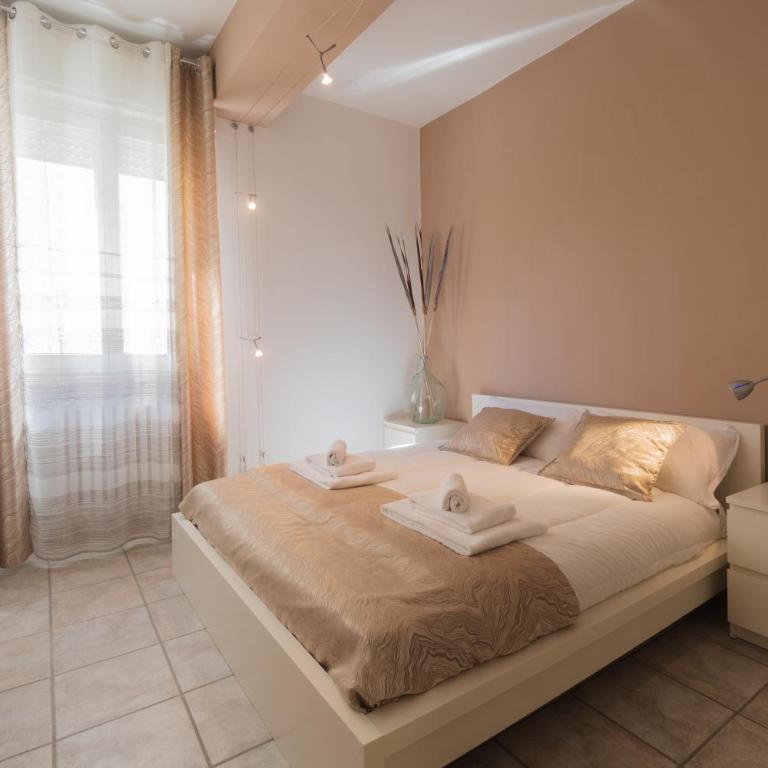 Viale della Repubblica free parking e Wifi 1 minute to Garda Lake - Two-Bedroom Apartment - 1