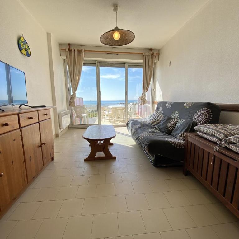 Duplex F3 en bord de plage, 6 couchages, Carnon - Animaux admis, Wifi, parking privé - Appartement 2 Chambres - 3