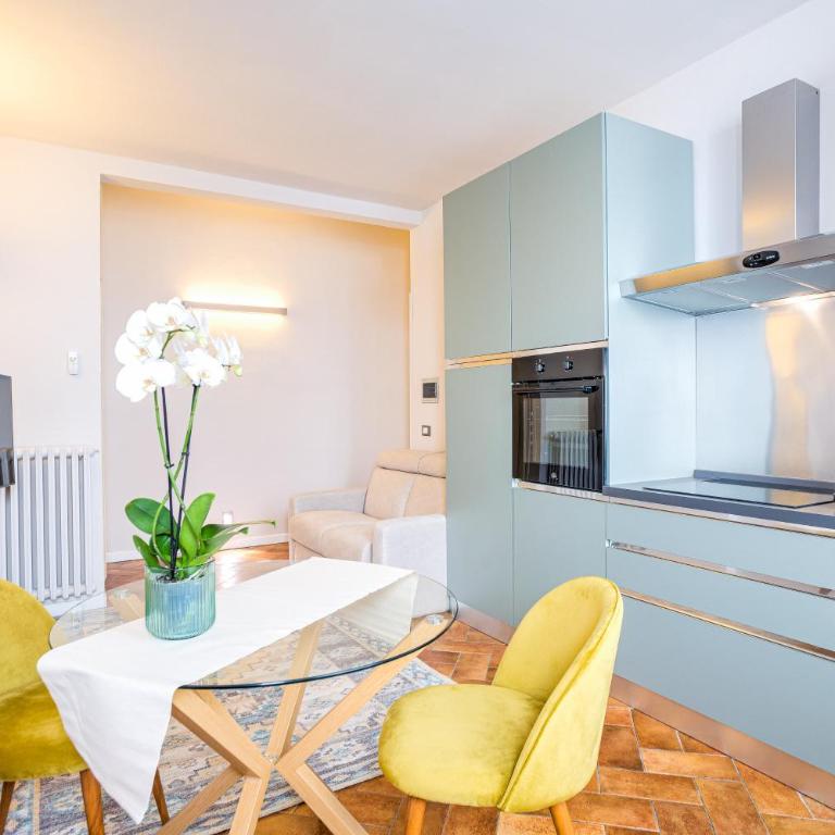 Condotta 16 Apartments - One-Bedroom Apartment - 10