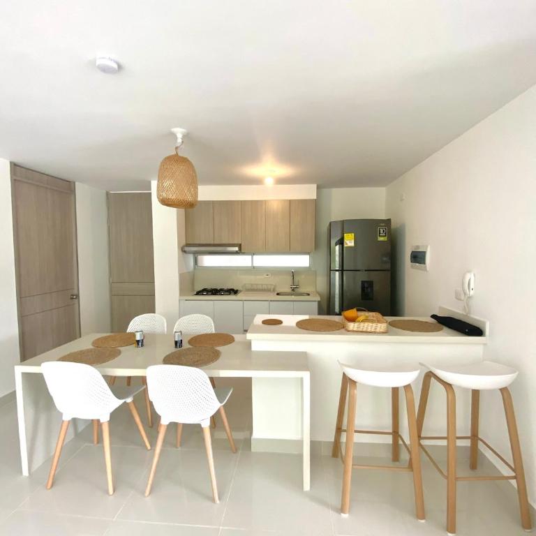 Moderno apartamento amoblado via Ricaurte-Girardot - Apartamento de 3 dormitorios - 7