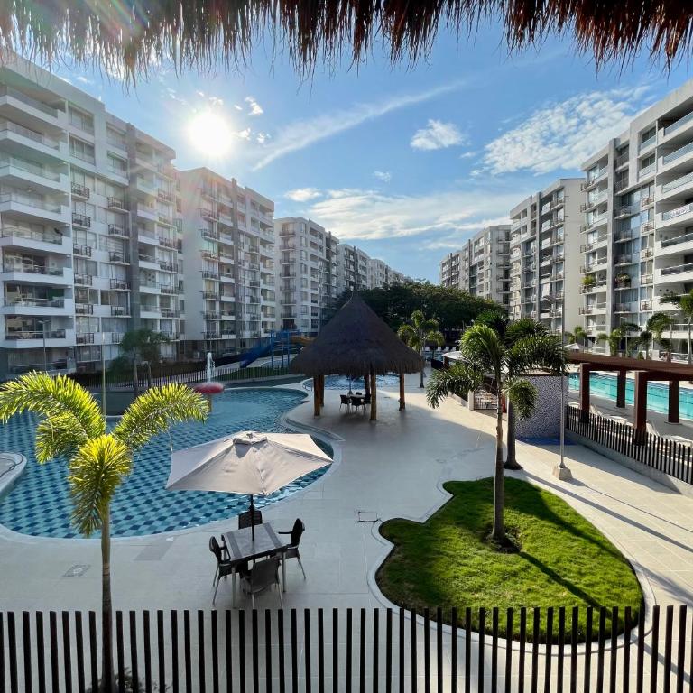 Moderno apartamento amoblado via Ricaurte-Girardot - Apartamento de 3 dormitorios - 20