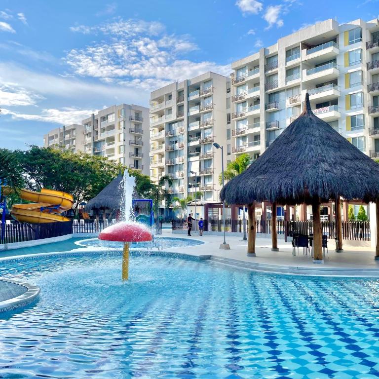 Moderno apartamento amoblado via Ricaurte-Girardot - Three-Bedroom Apartment - 33