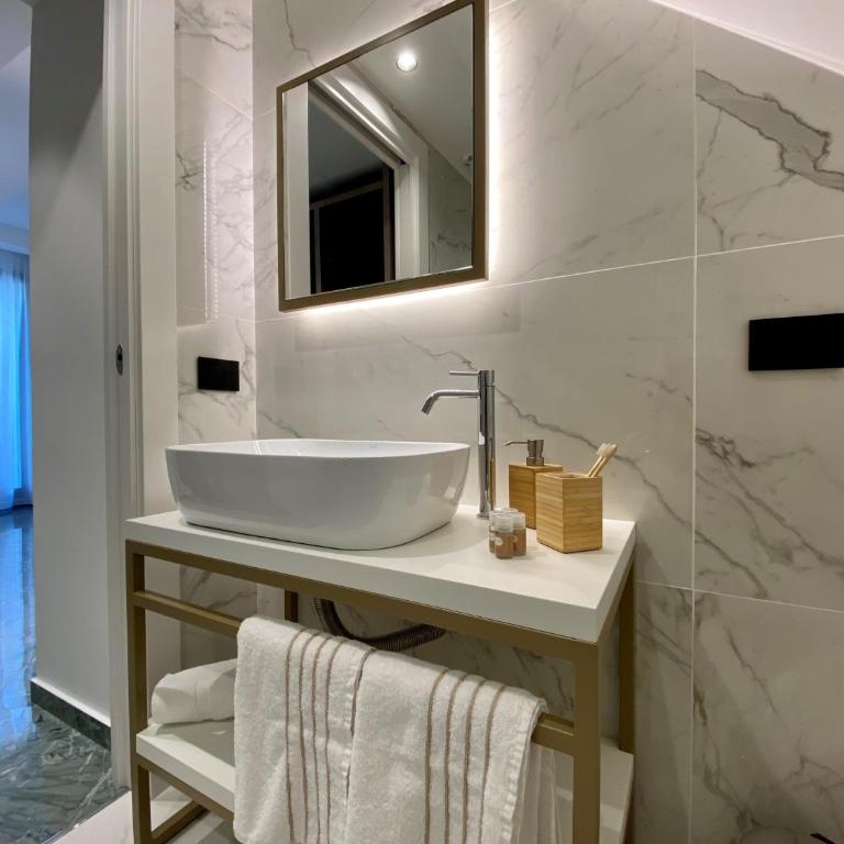 Salemare Rooms & Suites - Camera Matrimoniale con Terrazza - 7