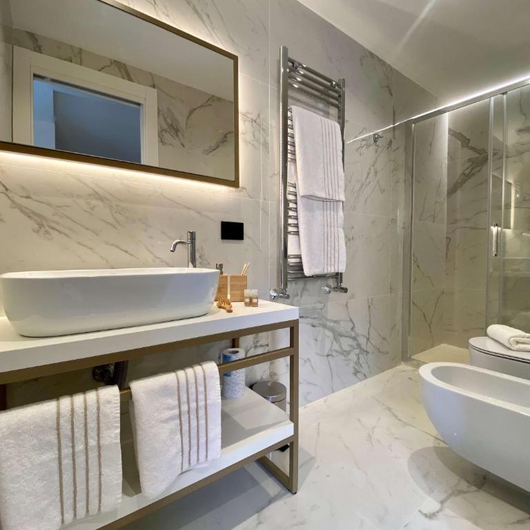 Salemare Rooms & Suites - Junior Suite con Vista Mare - 4