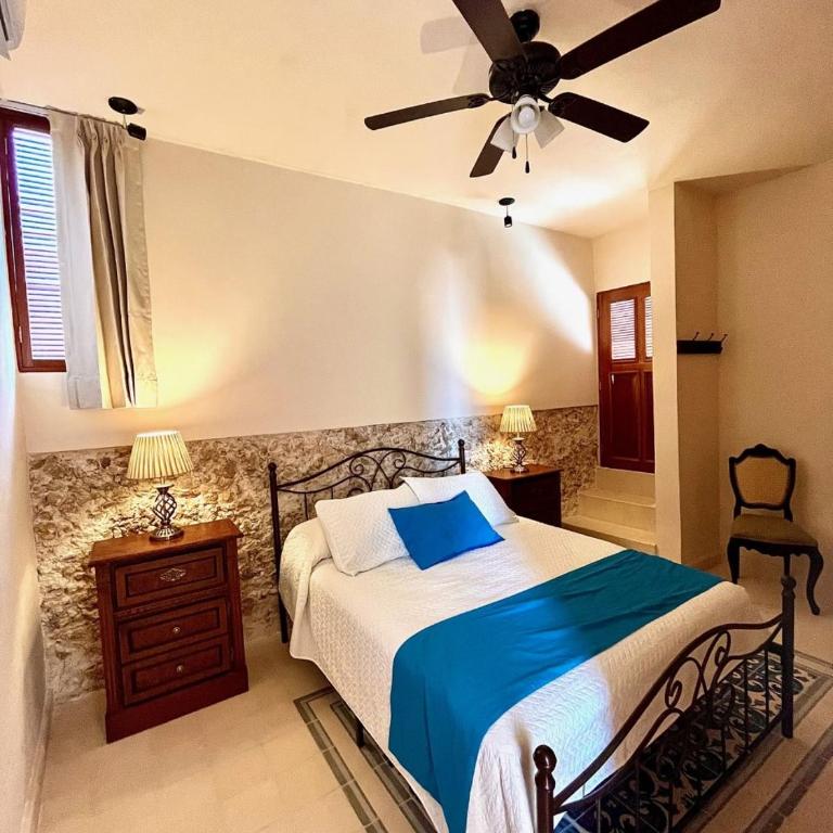 Hotel & Hostal Boutique Casa Garza - Double Room with Terrace - 3
