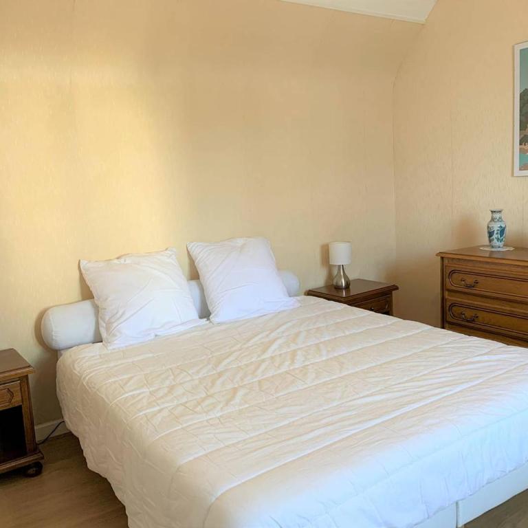 Maison bretonne avec jardin, 2 chambres, centre de Perros-Guirec, proche plages et commerces - FR-1-368-385 - Ferienhaus - 2
