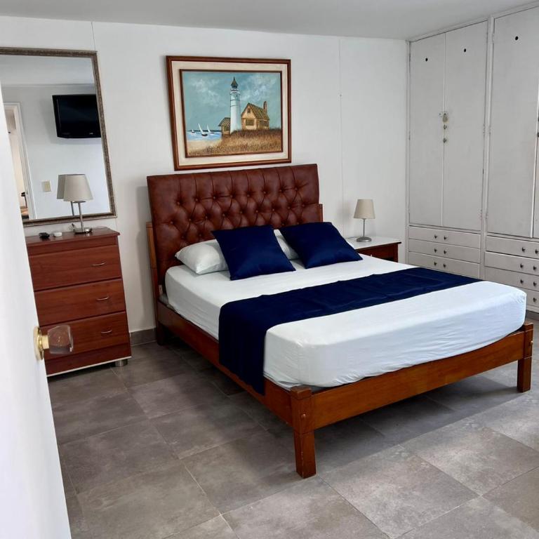 El Laguito, Edificio El Conquistador - One-Bedroom Apartment - 5