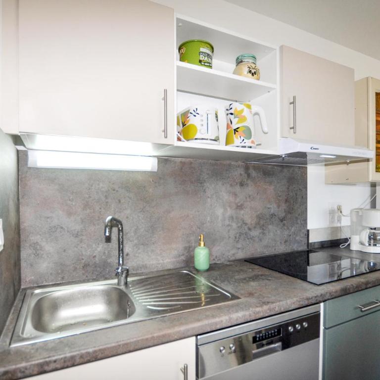 Stunning Apartment In Canet En Roussillon - Appartamento con 2 Camere da Letto - 7