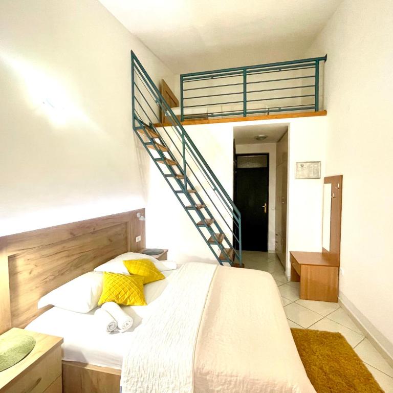 Guest House-MD - Chambre Triple - 1