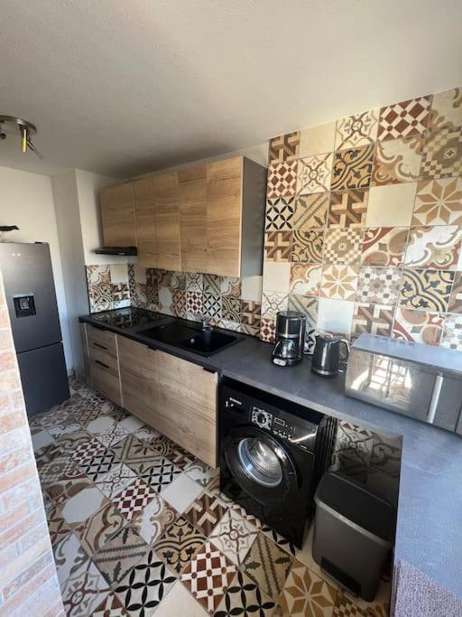 Charmant studio cabin avec piscine. - Apartamento de 1 dormitorio - 18