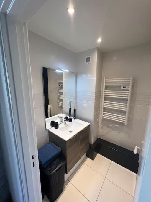 Charmant studio cabin avec piscine. - Apartamento de 1 dormitorio - 23