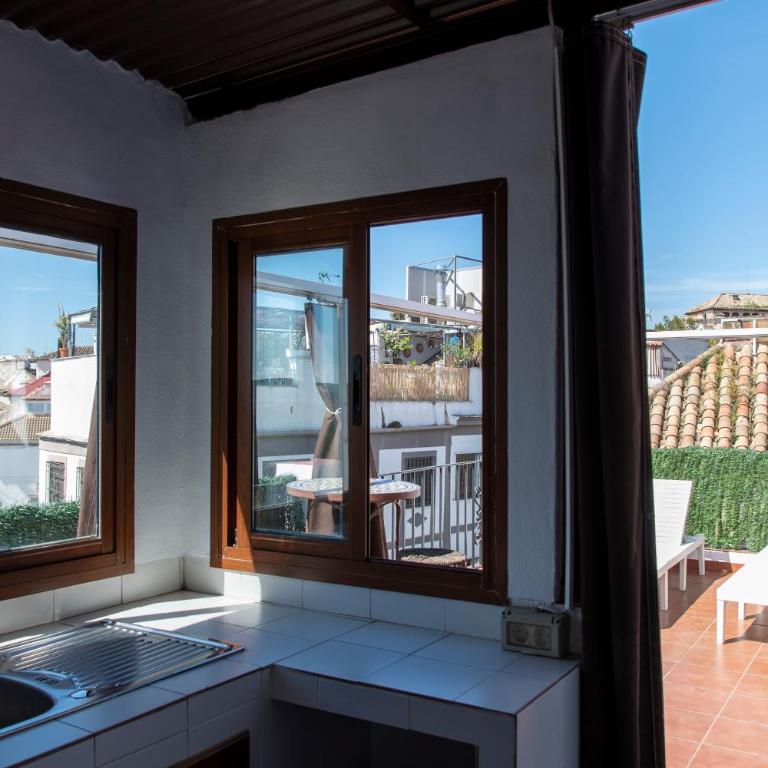 Atico Junto a la Mezquita - Apartamento de 2 dormitorios - 8