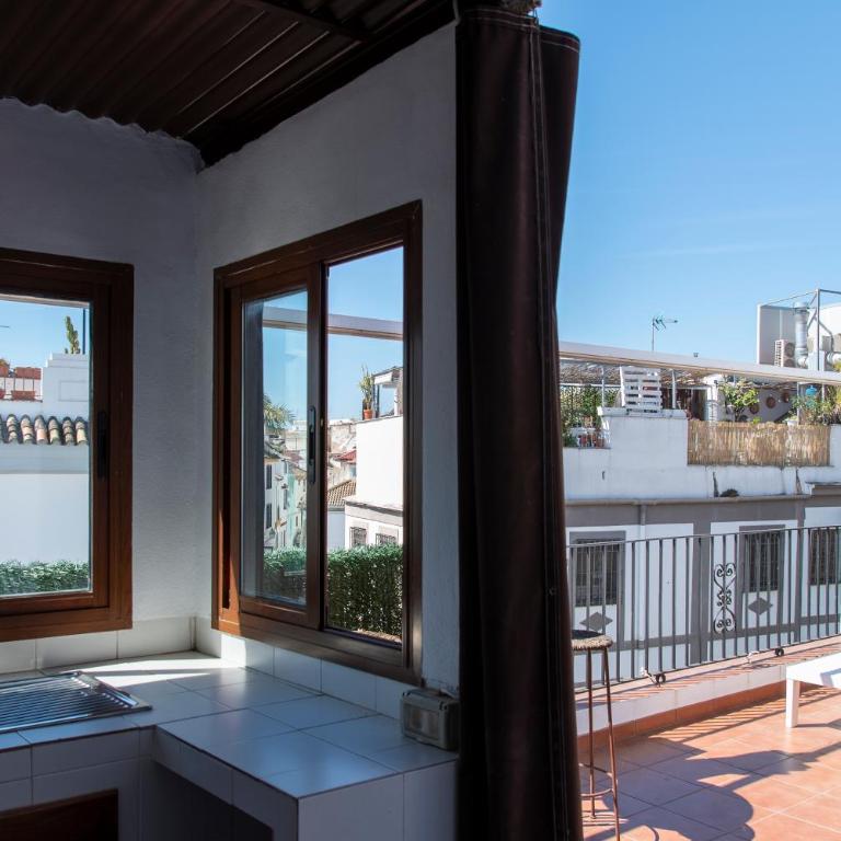 Atico Junto a la Mezquita - Apartamento de 2 dormitorios - 6