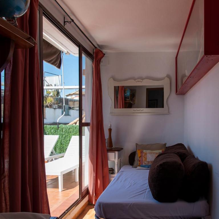 Atico Junto a la Mezquita - Apartamento de 2 dormitorios - 9