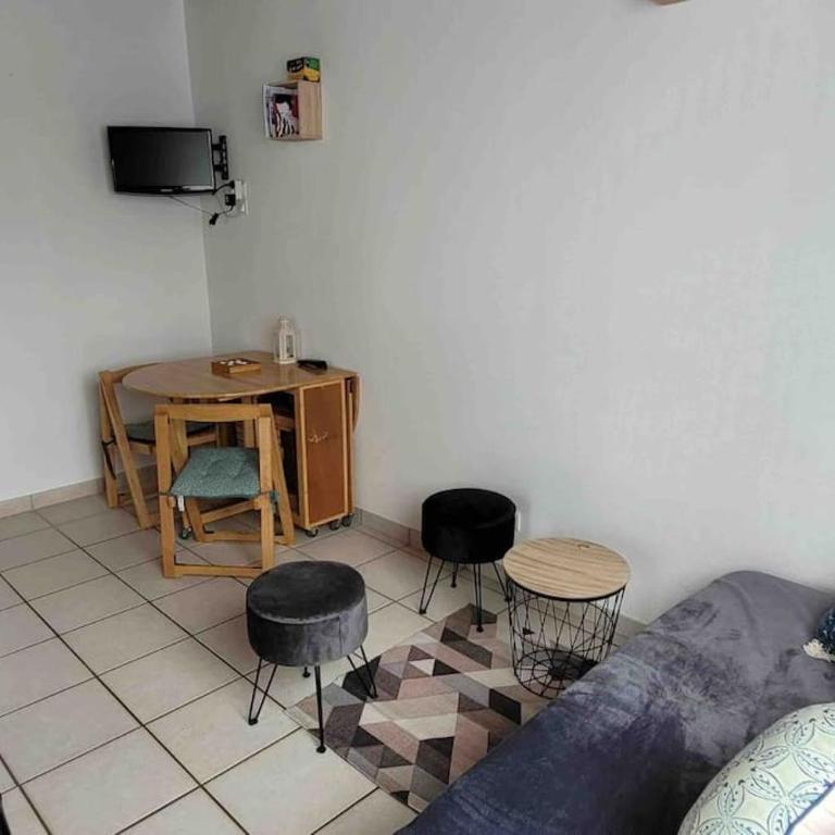 Appartement bord de mer - One-Bedroom Apartment - 5