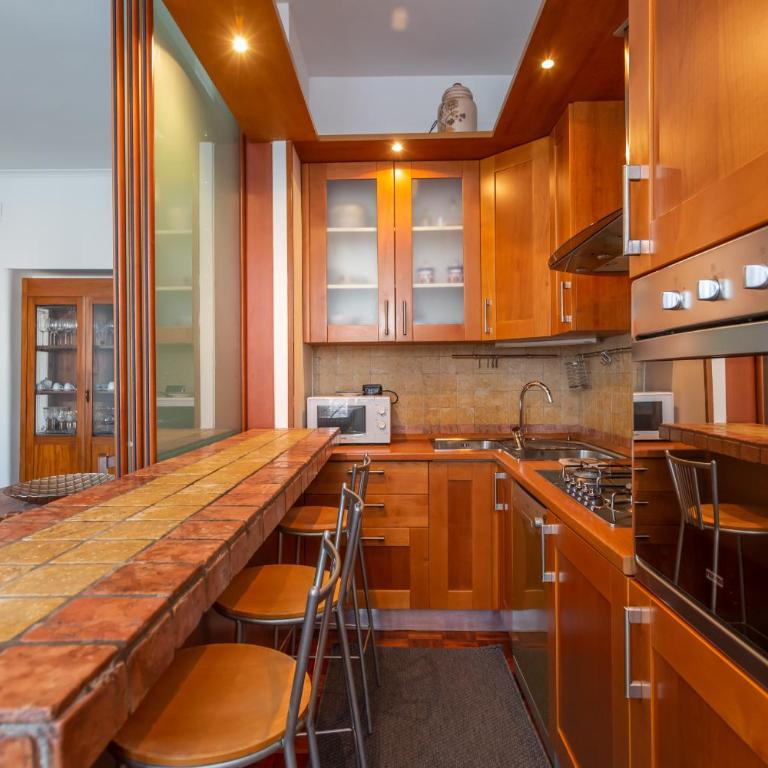 Modern 2BDR apartment vibrant Prati neighborhood - Apartment with Balcony - 2