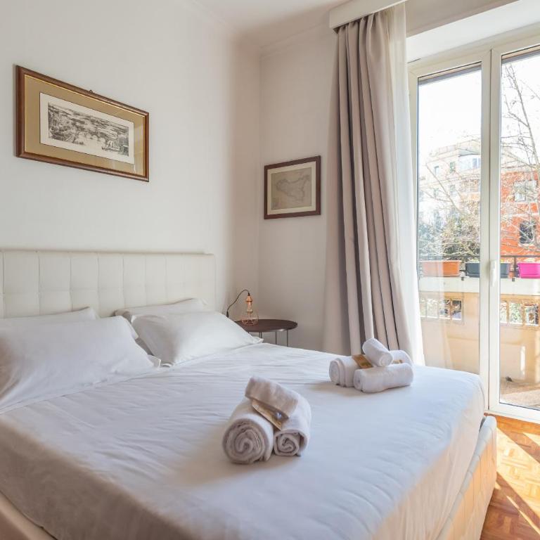 Modern 2BDR apartment vibrant Prati neighborhood - Apartment with Balcony - 28